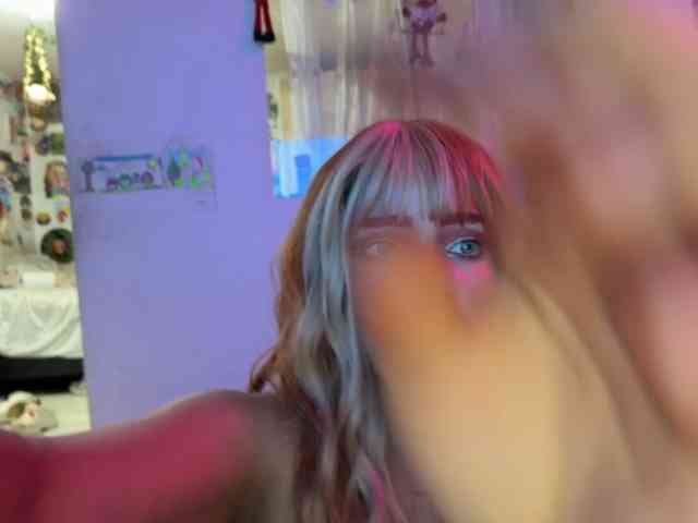 OliviaFox OliviaFox