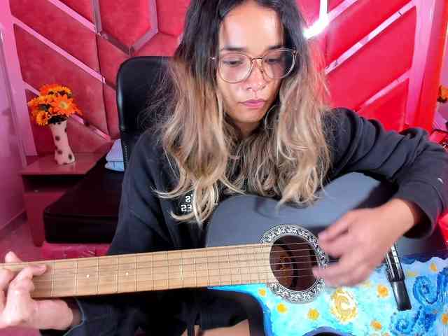 OliviaFox OliviaFox