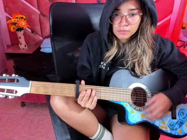 OliviaFox webcam