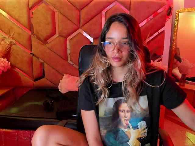 OliviaFox webcam