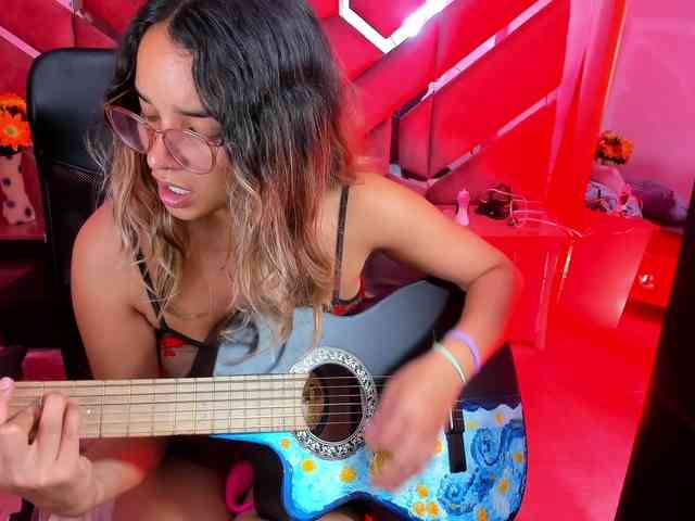 Modella: OliviaFox