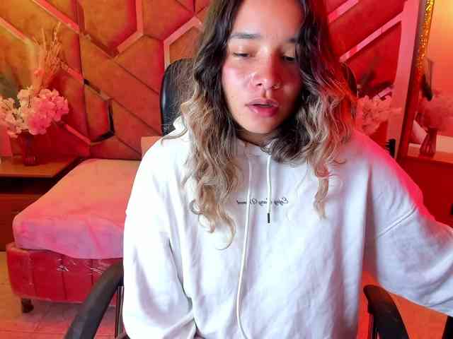 Modella: OliviaFox