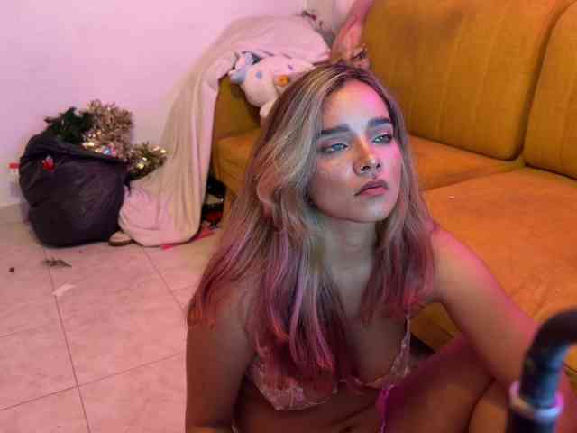 Modella: OliviaFox