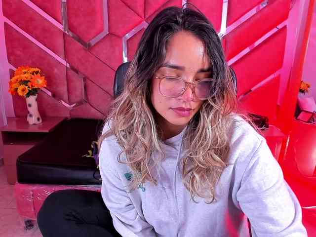 Modella: OliviaFox