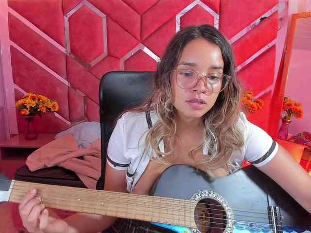 OliviaFox webcam