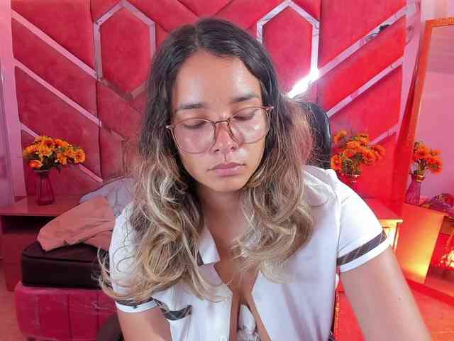 OliviaFox webcam