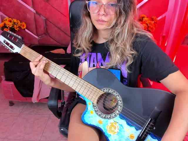 Modella: OliviaFox