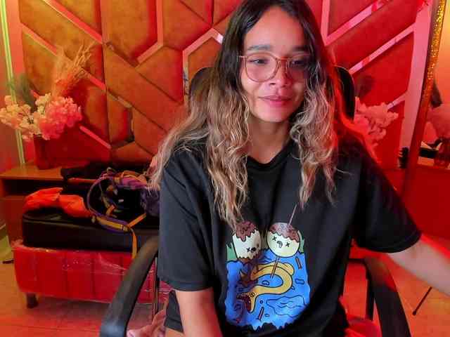 OliviaFox webcam