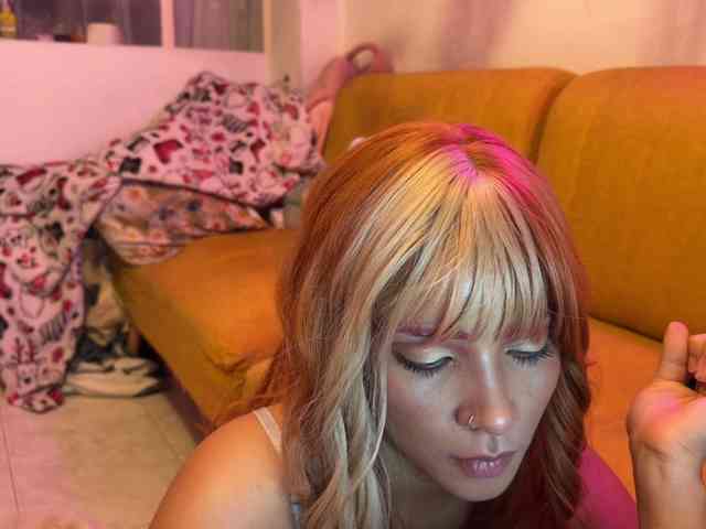 Modella: OliviaFox