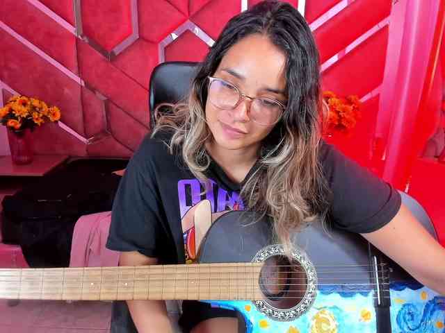 OliviaFox webcam