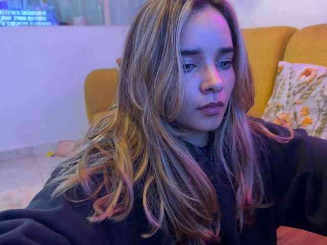 Modella: OliviaFox