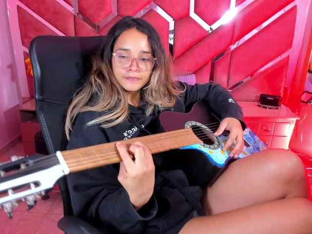 OliviaFox webcam