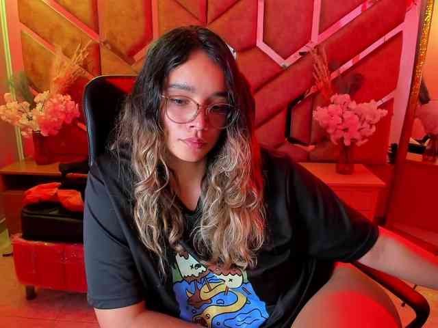 OliviaFox webcam