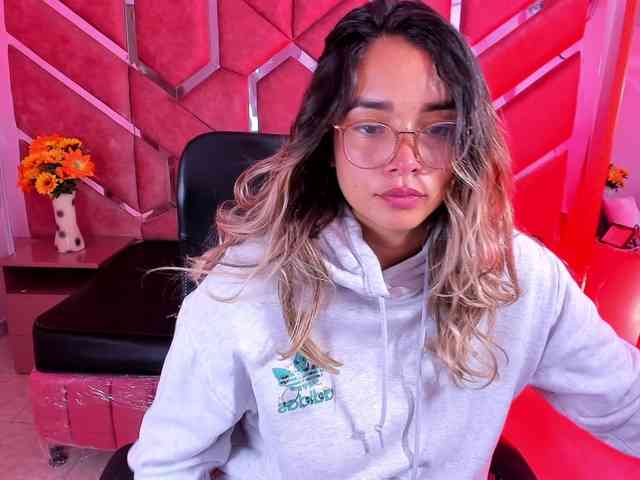 OliviaFox webcam