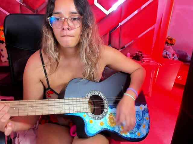 OliviaFox webcam