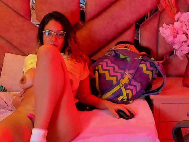 OliviaFox webcam
