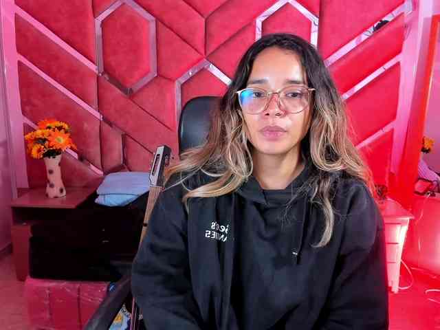 OliviaFox webcam