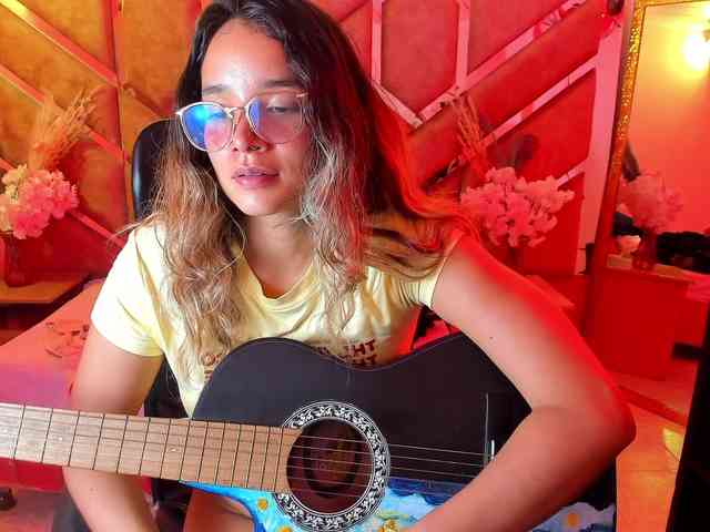 OliviaFox OliviaFox