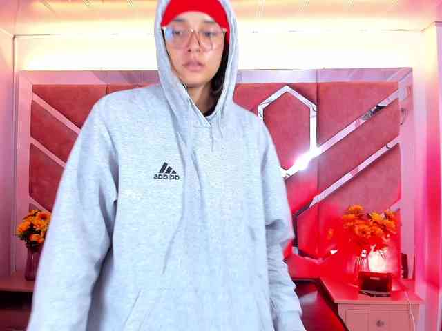 oliviafox's live room