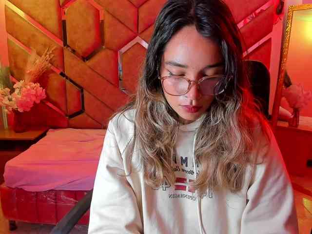 OliviaFox webcam