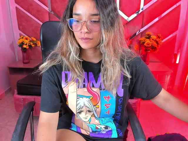 OliviaFox webcam