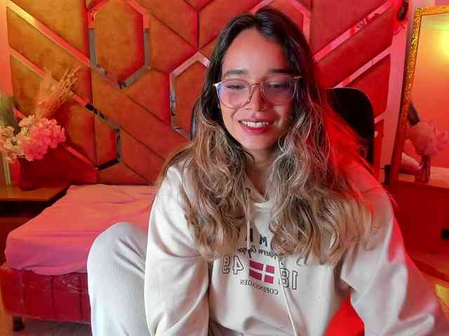 OliviaFox webcam