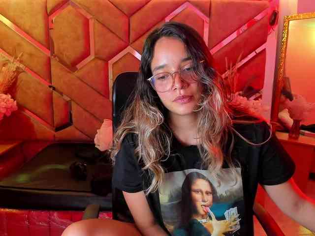 OliviaFox webcam