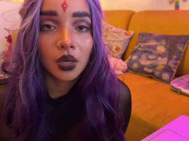 Modella: OliviaFox