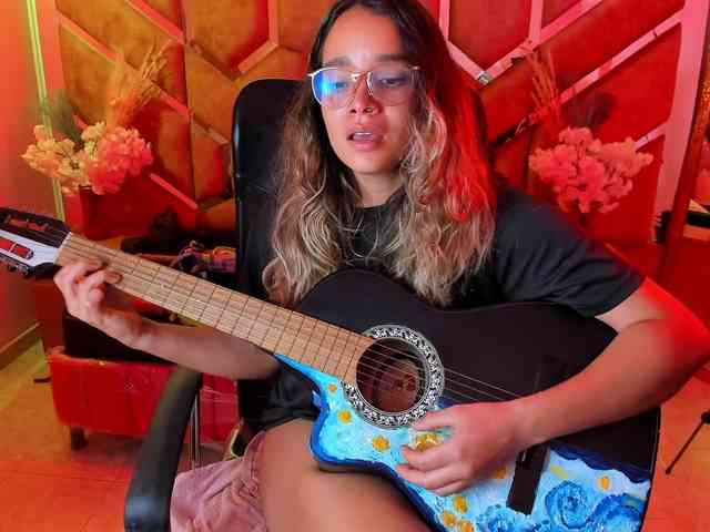OliviaFox webcam