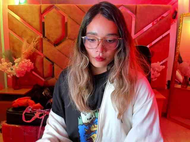 Modella: OliviaFox