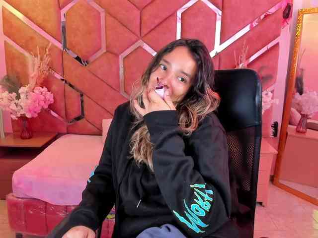 OliviaFox webcam