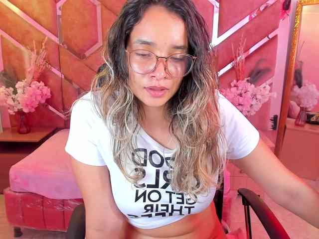 OliviaFox webcam