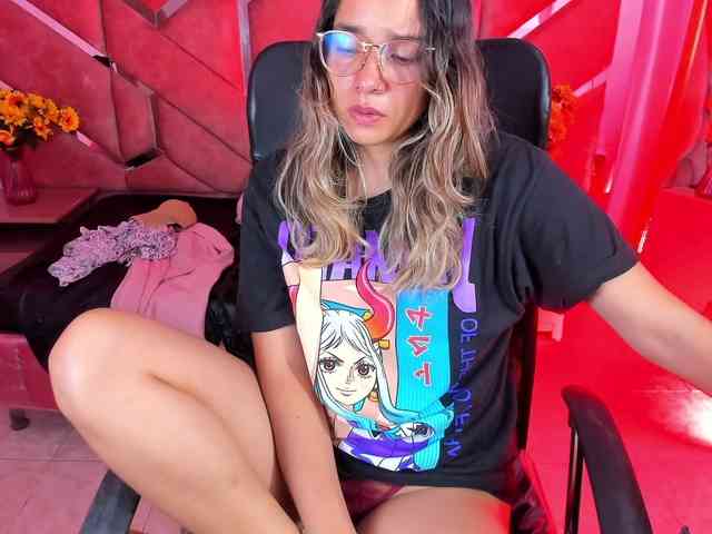 Modella: OliviaFox