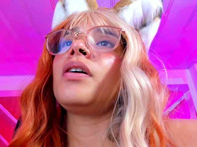 OliviaFox webcam