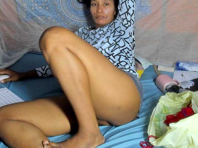 alia2424 live cam