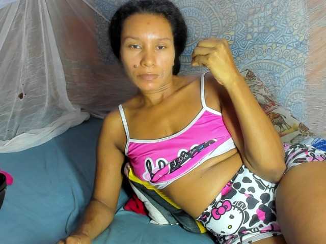 alia2424 live cam preview
