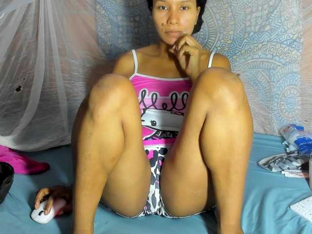 alia2424 live cam on BongaCams
