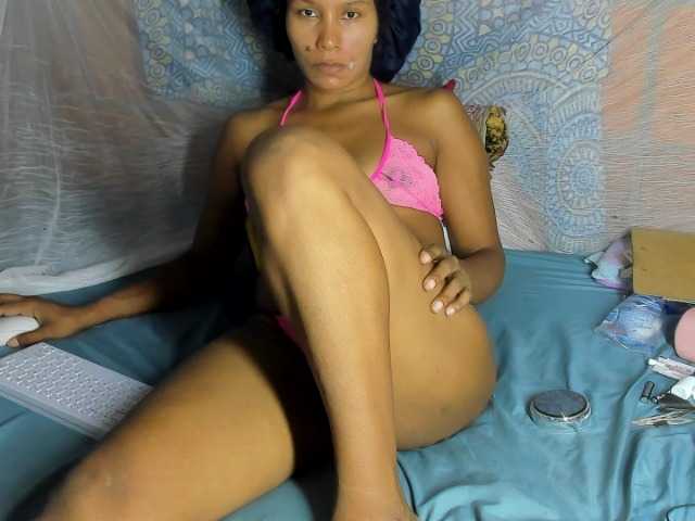 alia2424 live cam preview