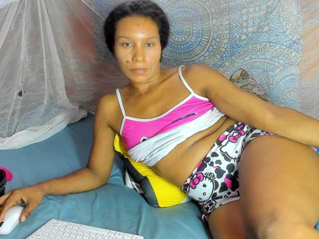 alia2424 live cam preview