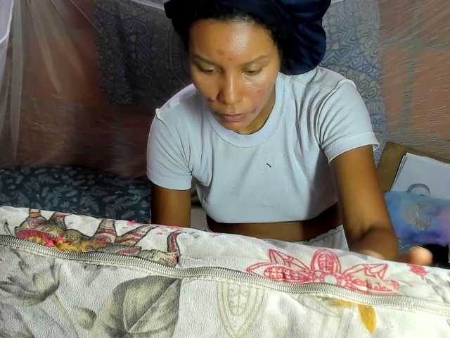 alia2424 live cam preview