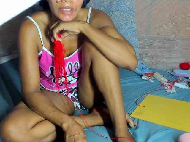 alia2424 webcam