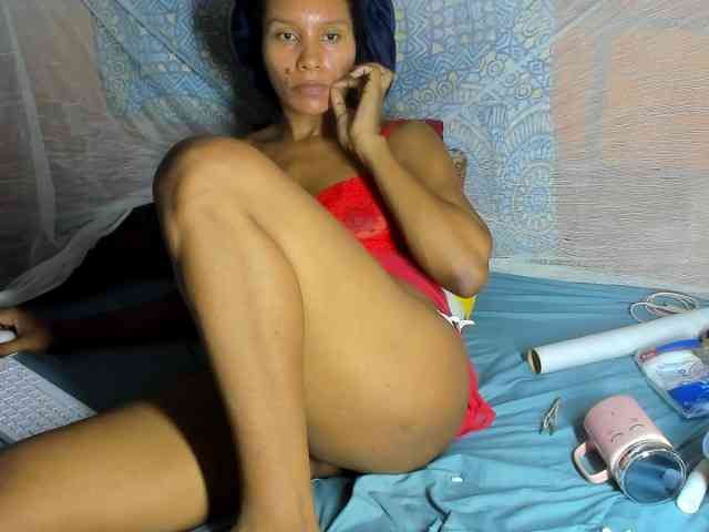 alia2424 cam