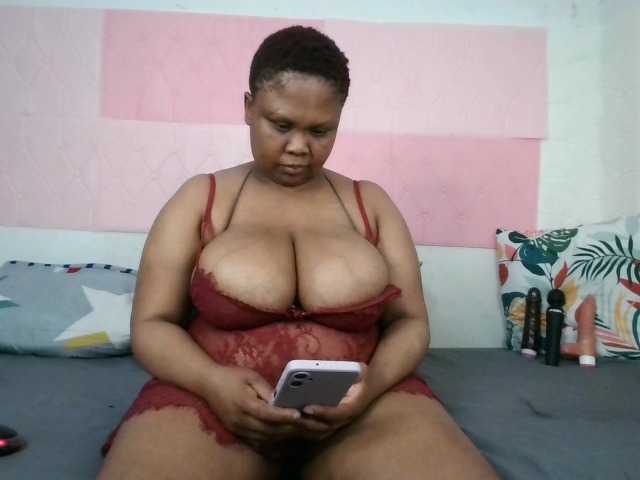 BIGTITTISXX