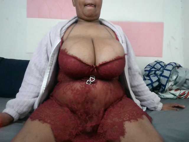 BIGTITTISXX