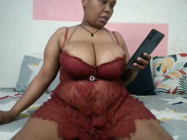 BIGTITTISXX live webcam show
