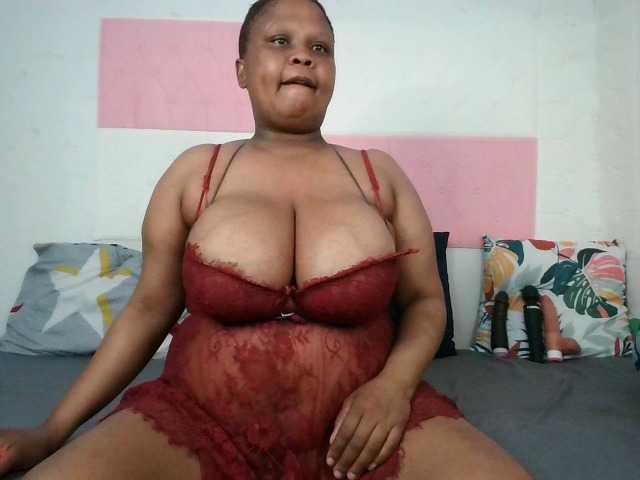 BIGTITTISXX