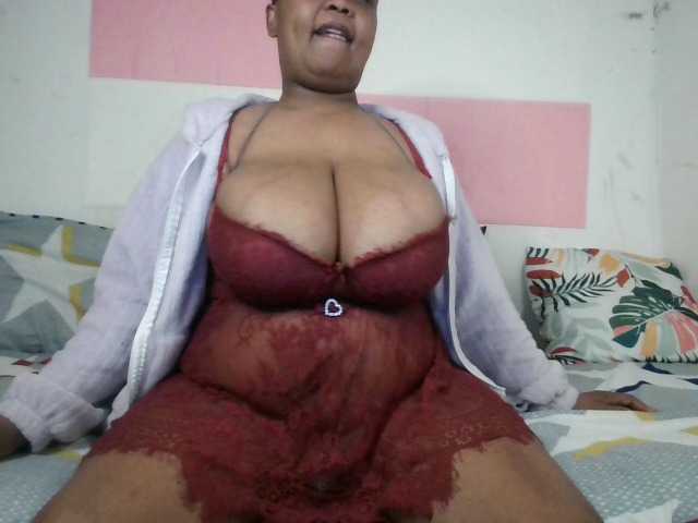BIGTITTISXX live webcam show