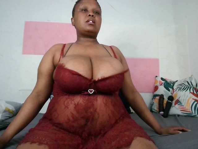 BIGTITTISXX