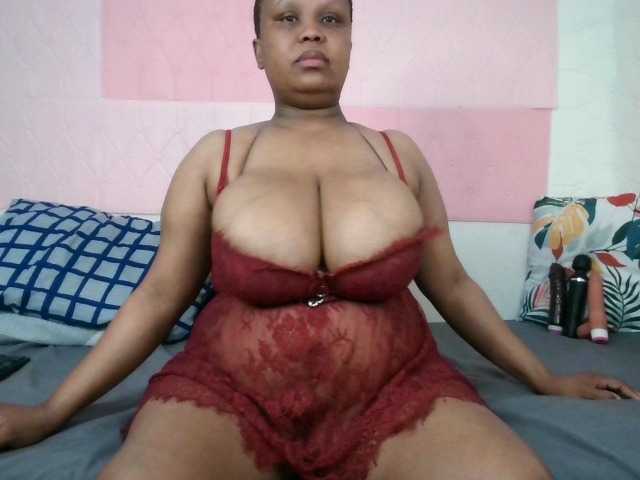 BIGTITTISXX