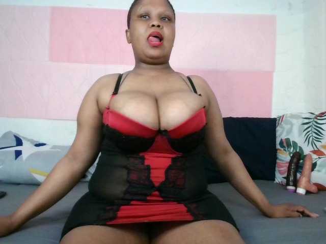 BIGTITTISXX